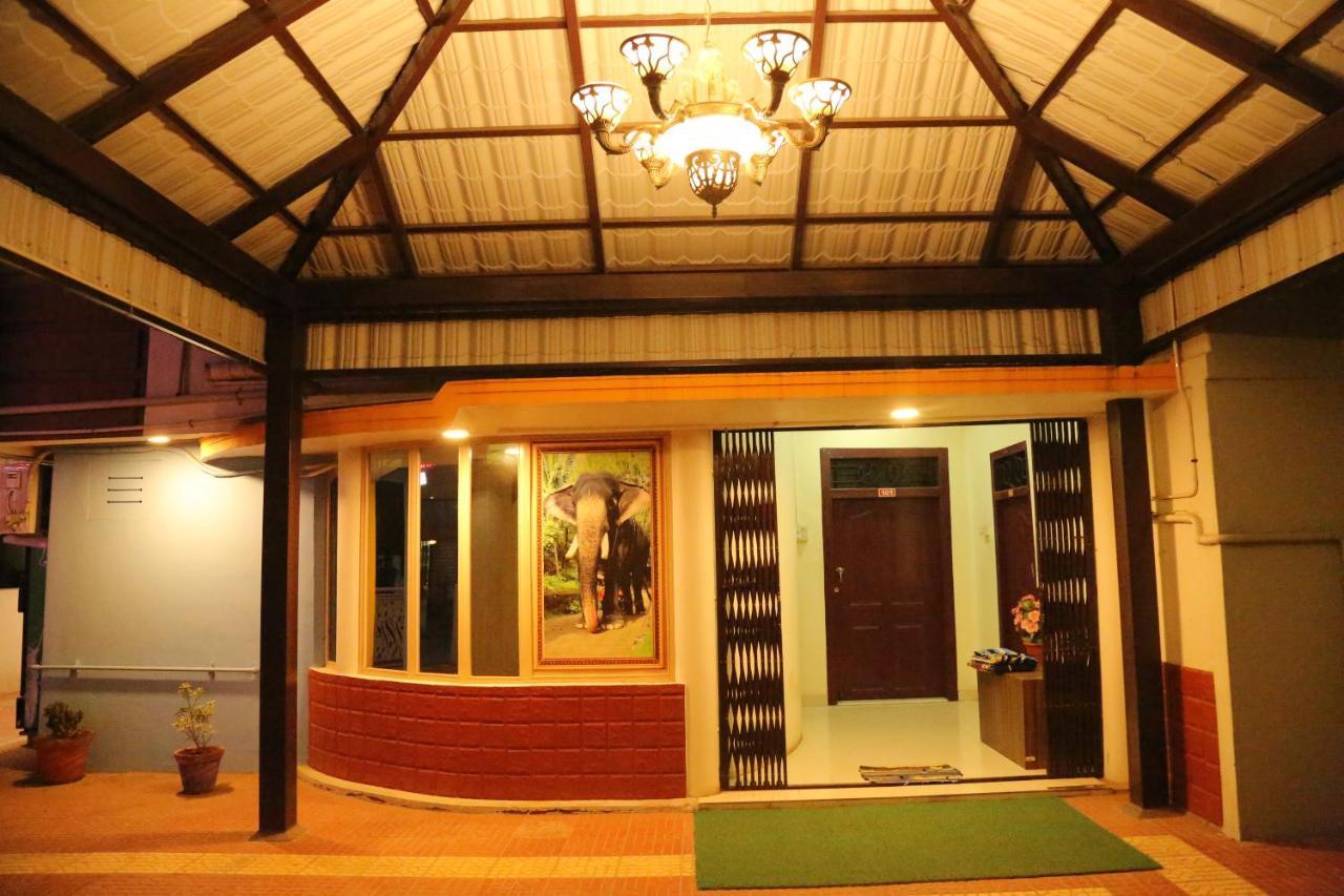 Kaala Bairav Grand Annex Temple Stay, Madurai Exterior foto